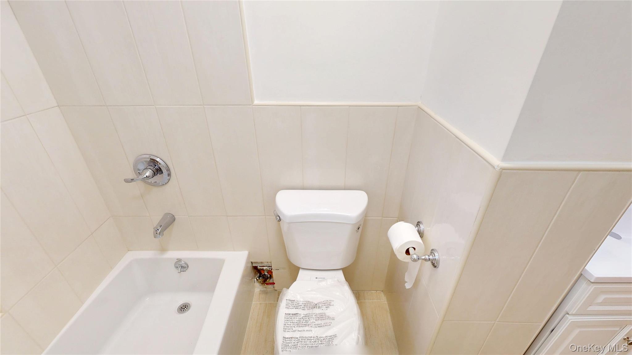 954 Manhattan Avenue, Brooklyn, NY 11222