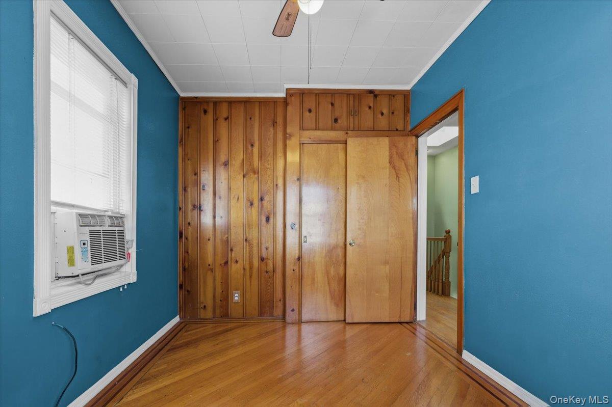 7535 60th Place, Glendale, NY 11385