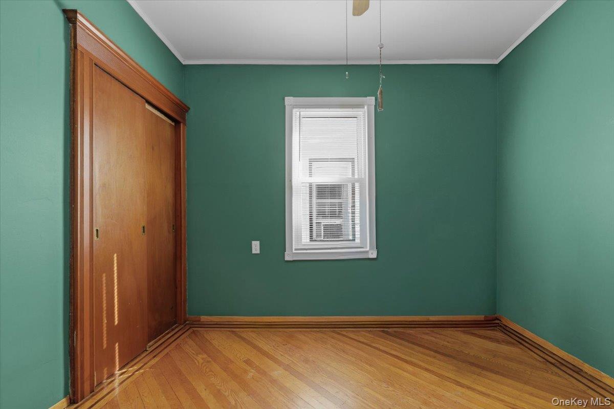 7535 60th Place, Glendale, NY 11385