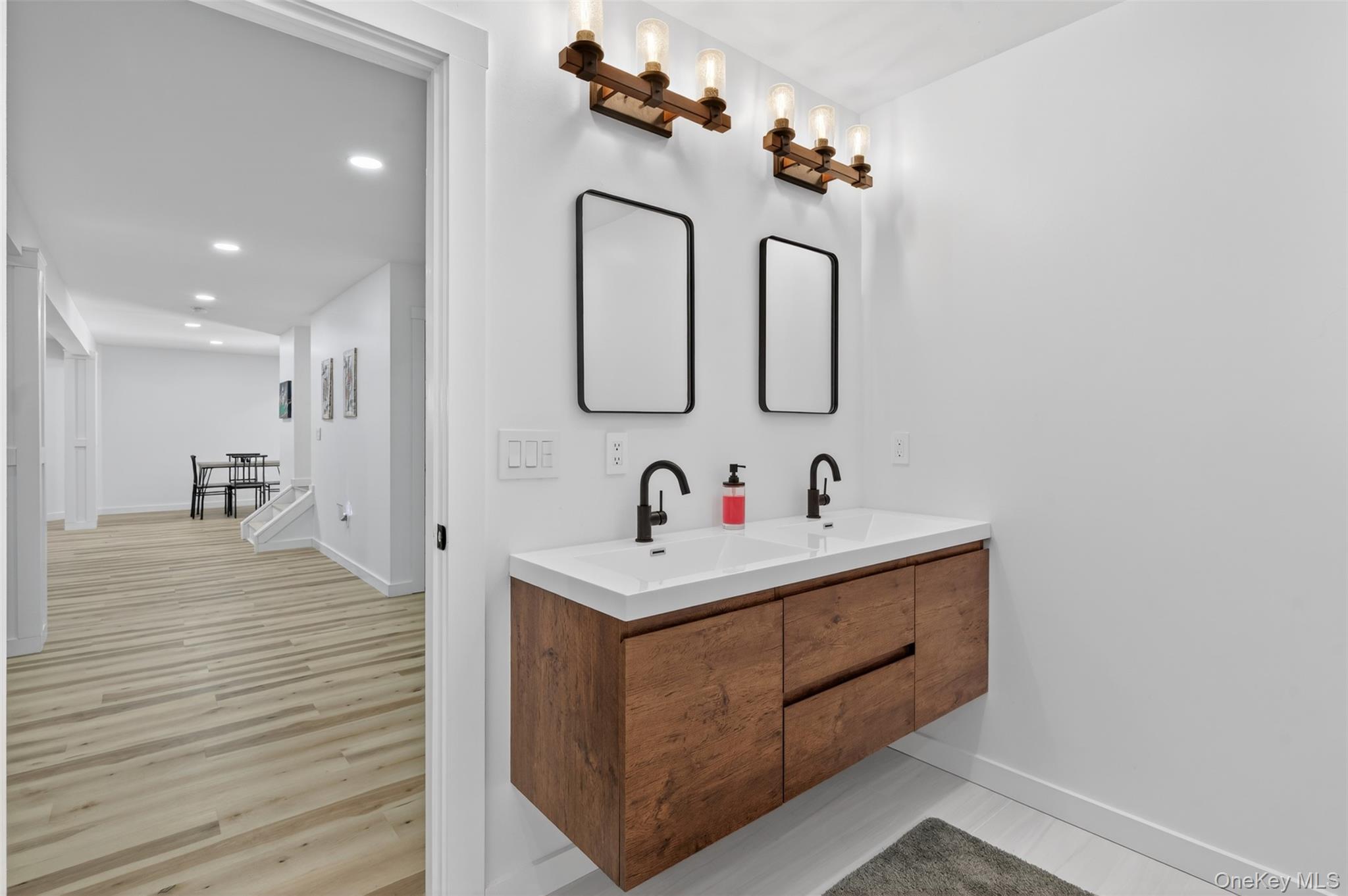 106 Post Road, Slate Hill, NY 10973