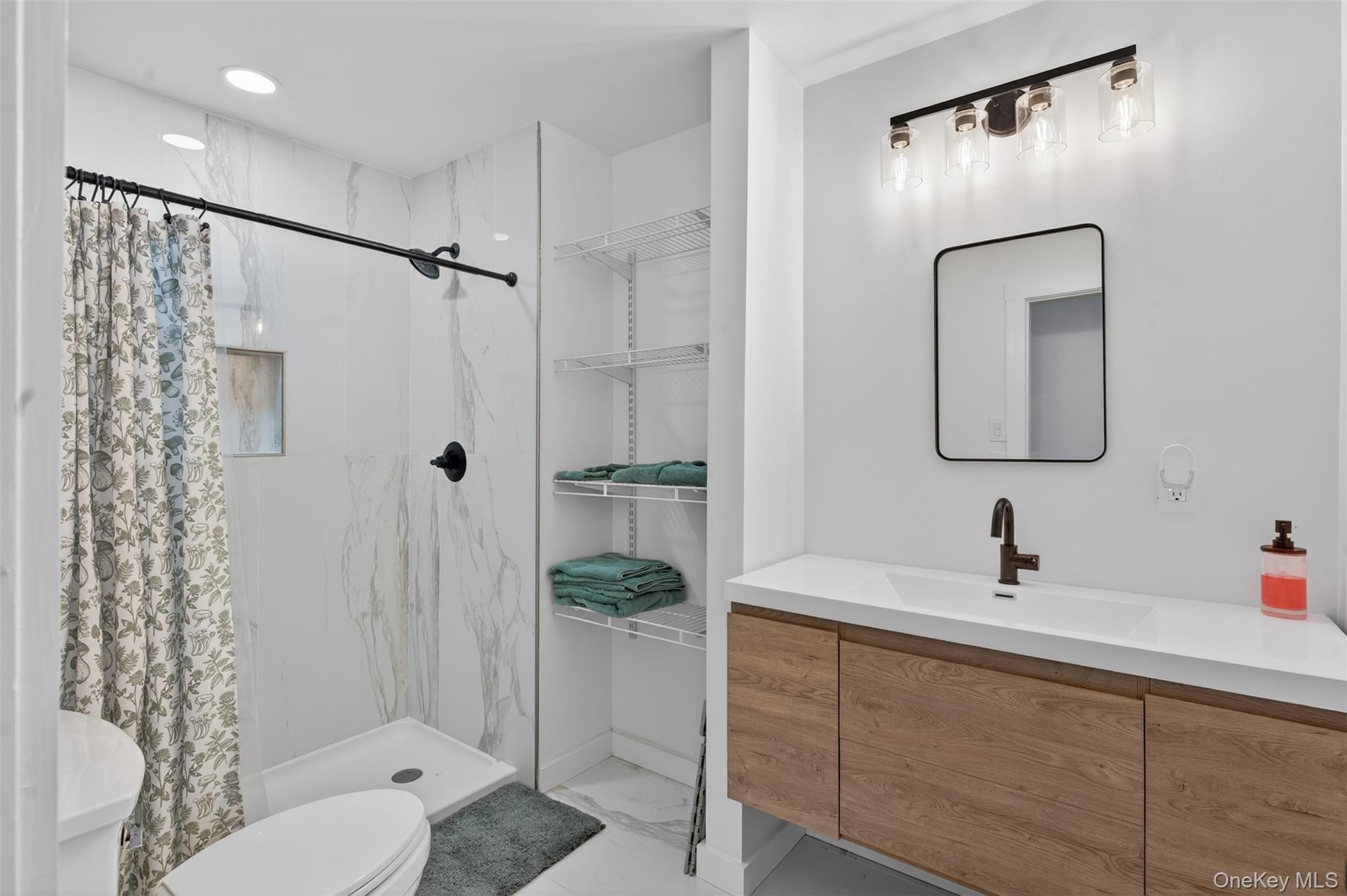 106 Post Road, Slate Hill, NY 10973