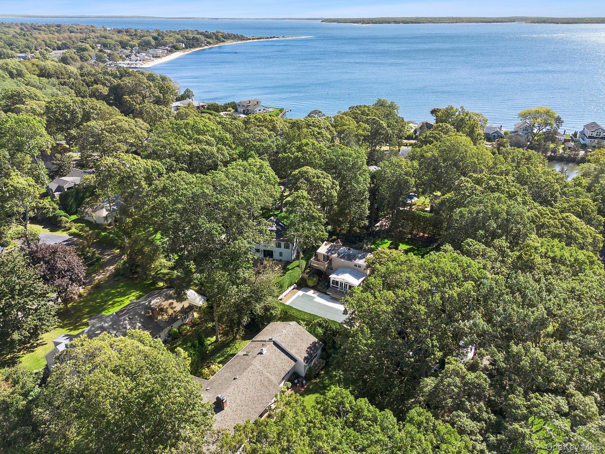 16 Primrose Lane, Aquebogue, NY 11931