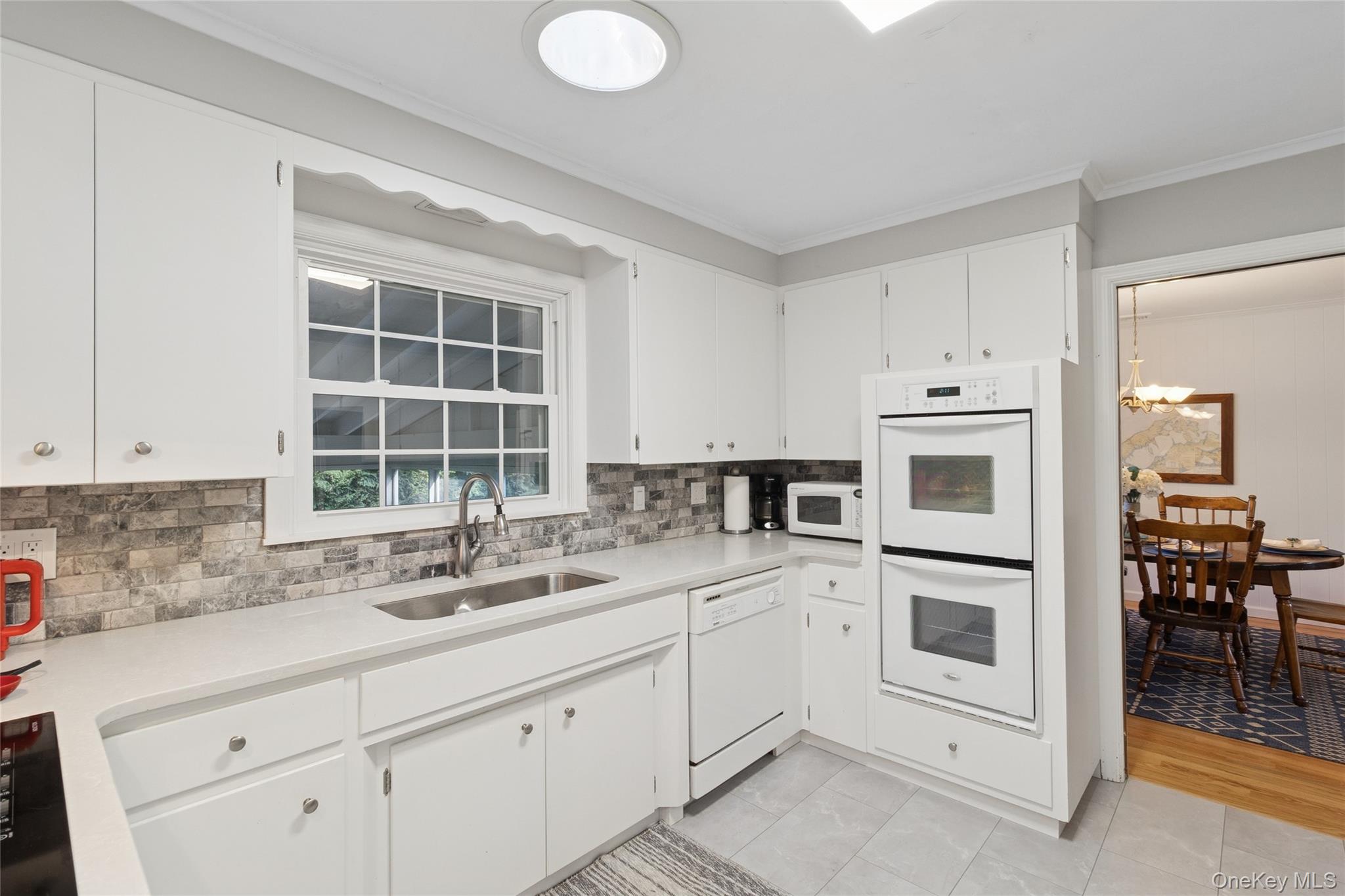 16 Primrose Lane, Aquebogue, NY 11931