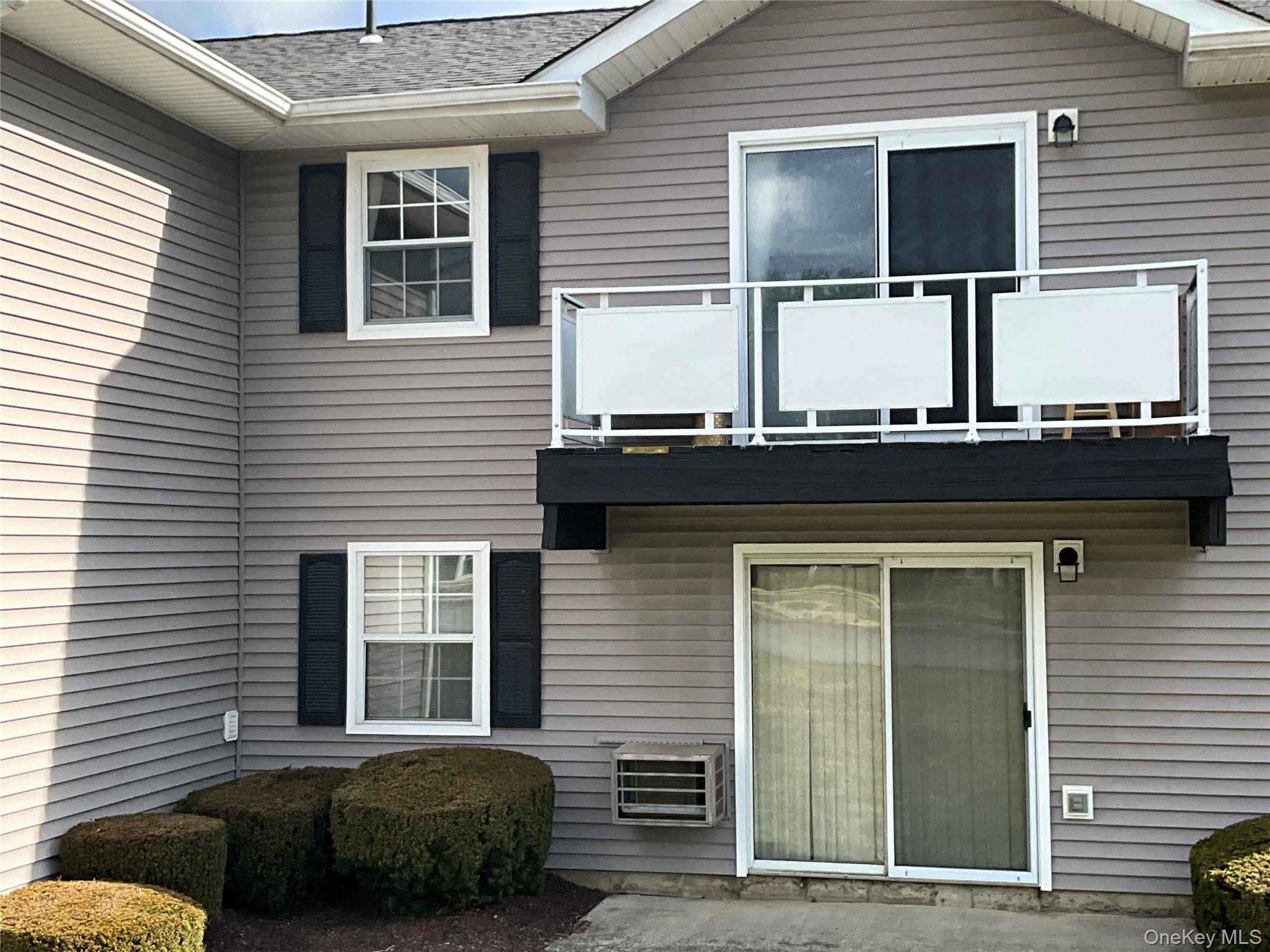 100 Hillside Drive # B10, Middletown, NY 10941