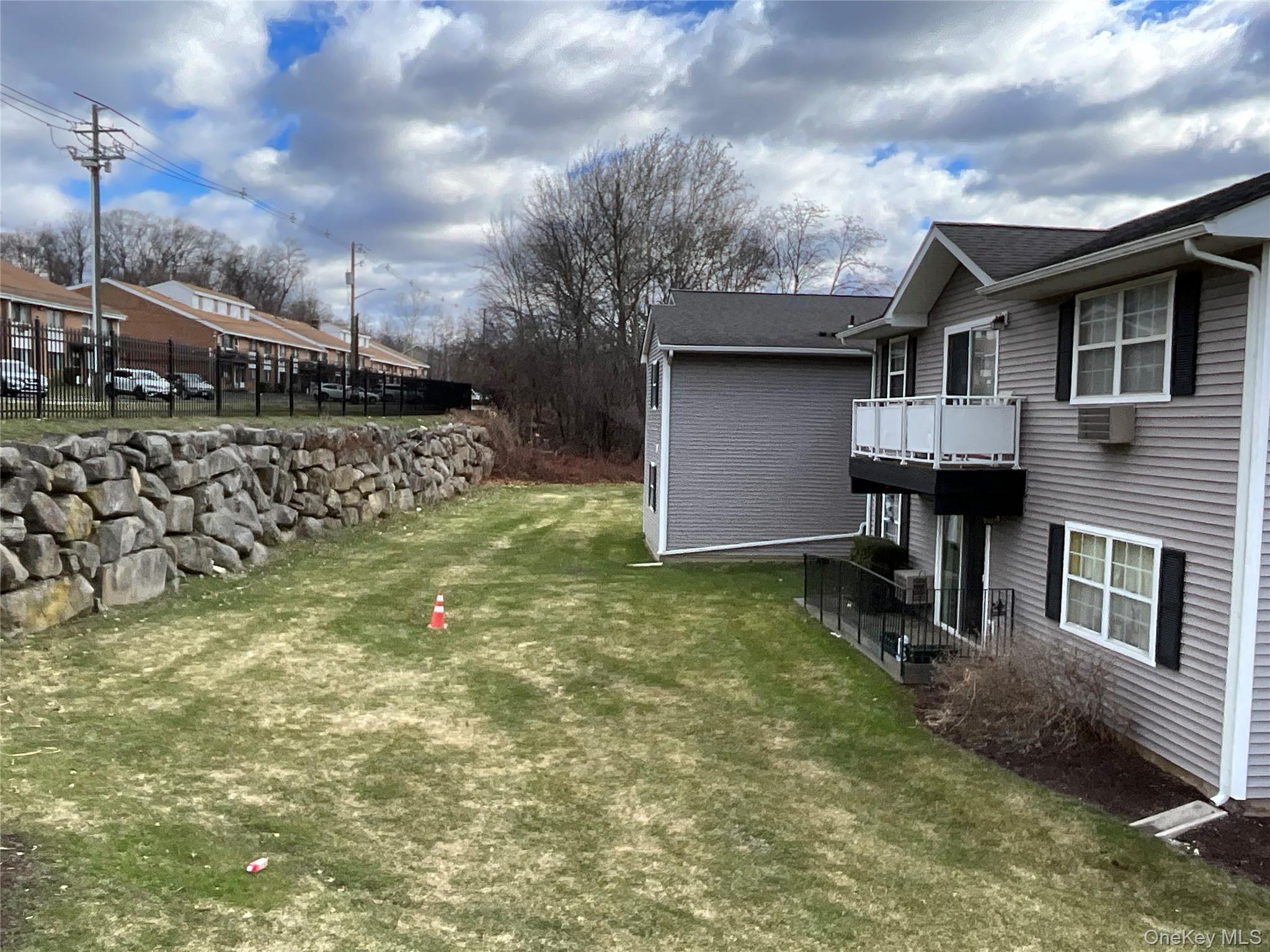 100 Hillside Drive # B10, Middletown, NY 10941