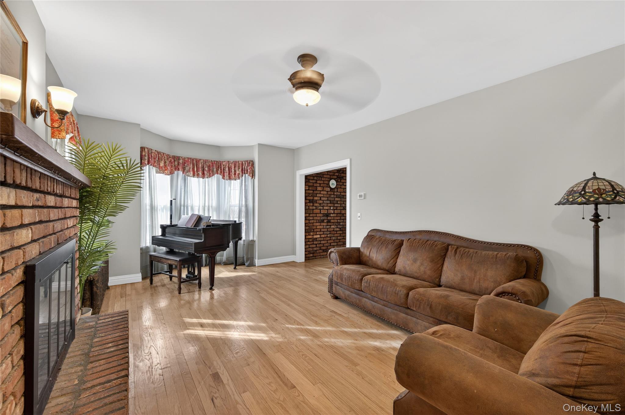 46 Monell Avenue, Islip, NY 11751