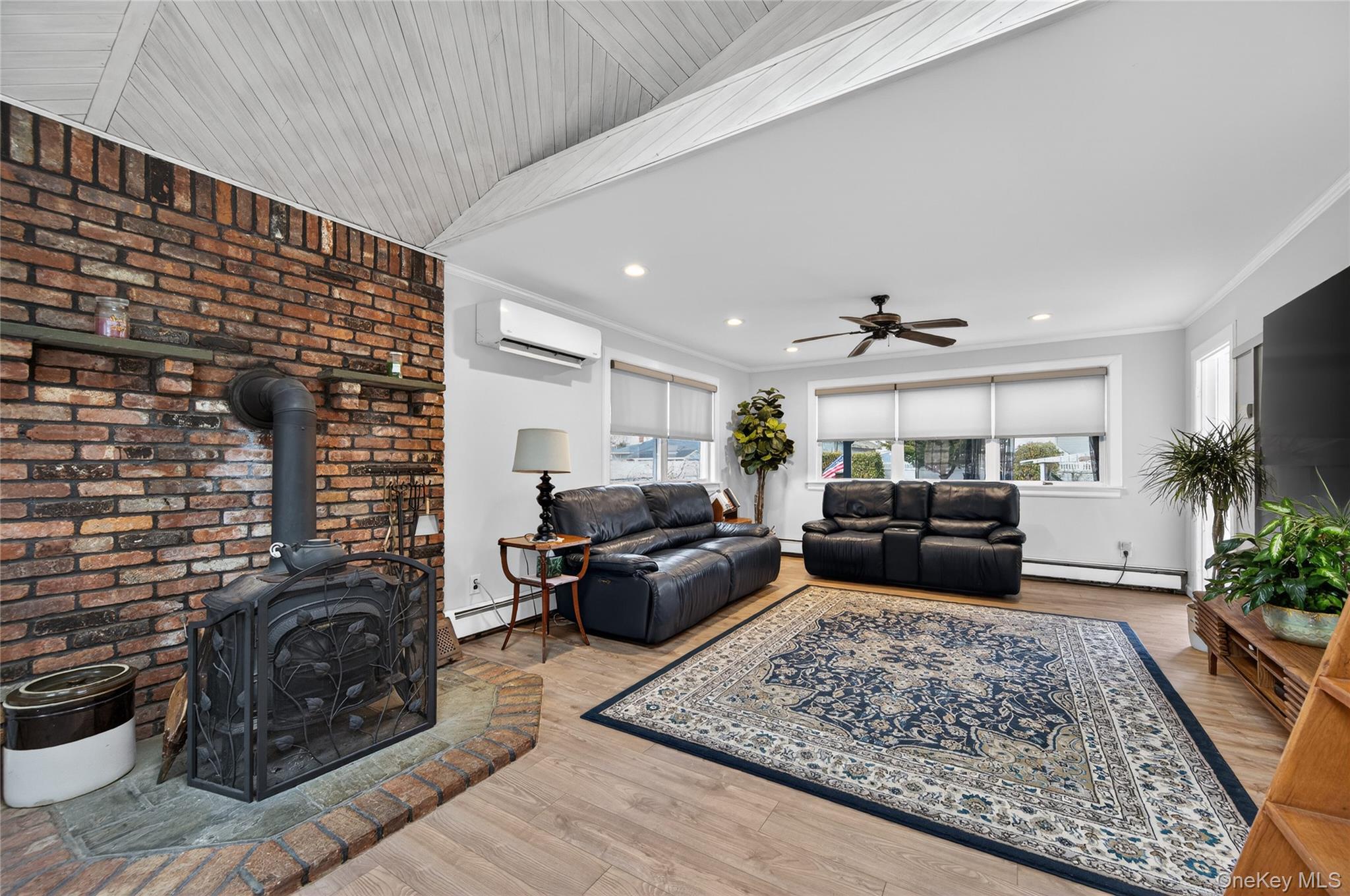 46 Monell Avenue, Islip, NY 11751