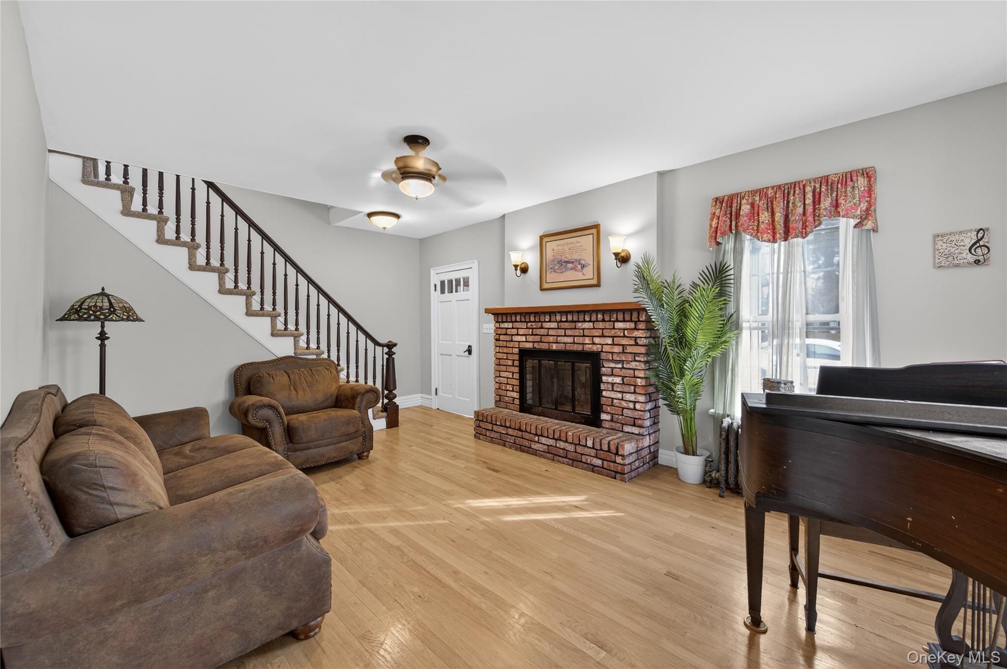 46 Monell Avenue, Islip, NY 11751