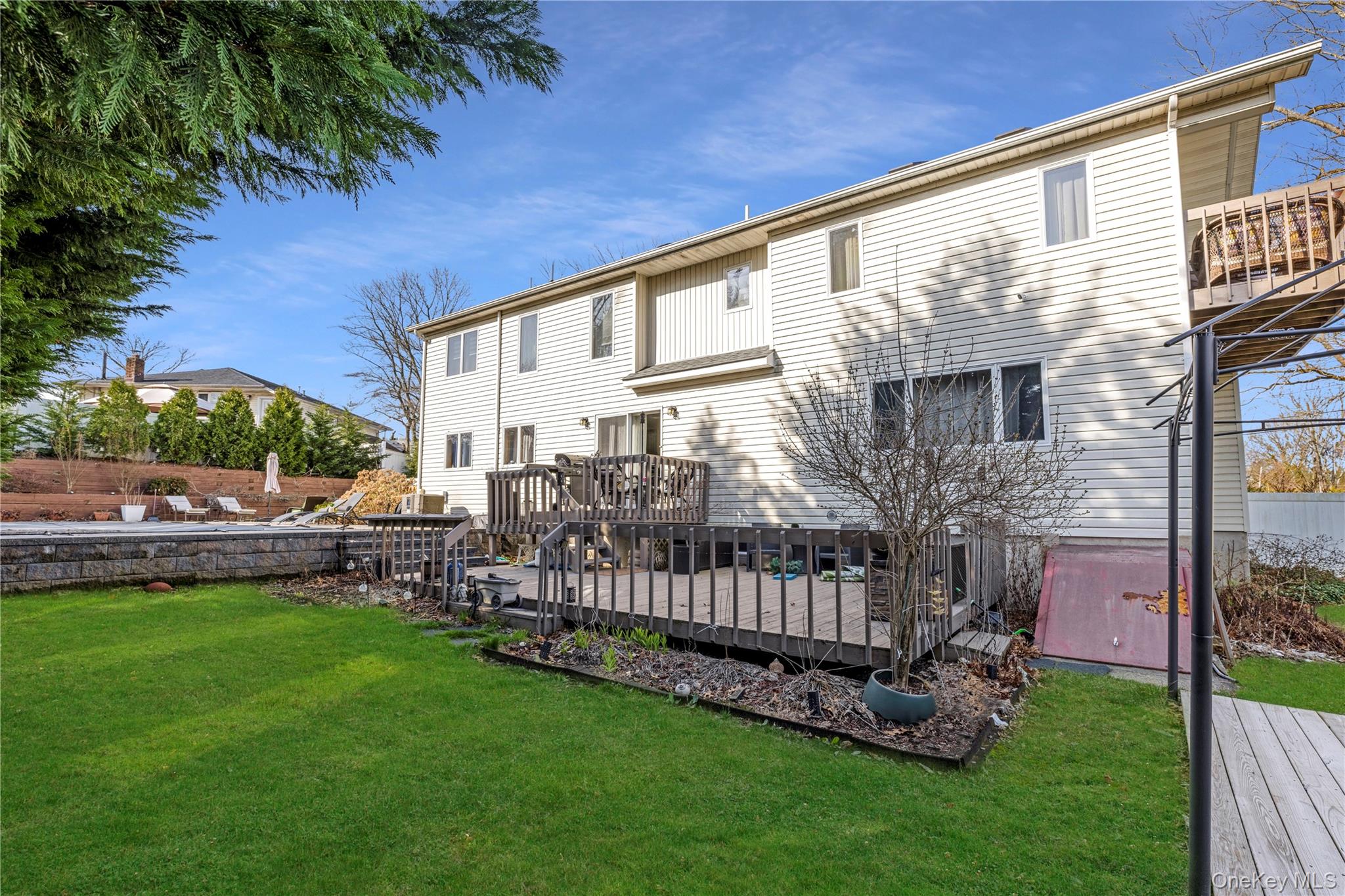 27 Cypress Drive, Kings Park, NY 11754