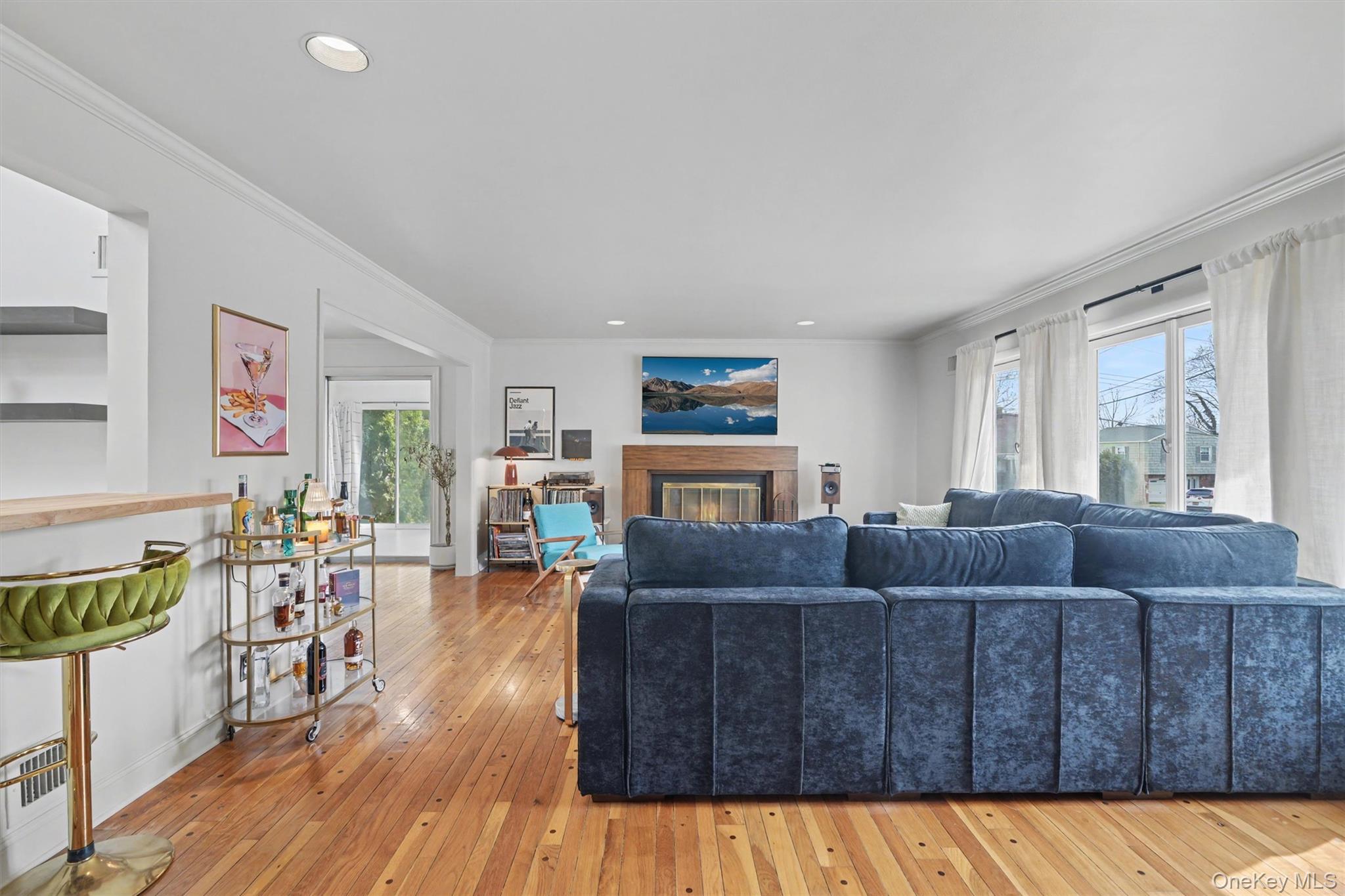 1304 Birch Hill Lane, Mamaroneck, NY 10543