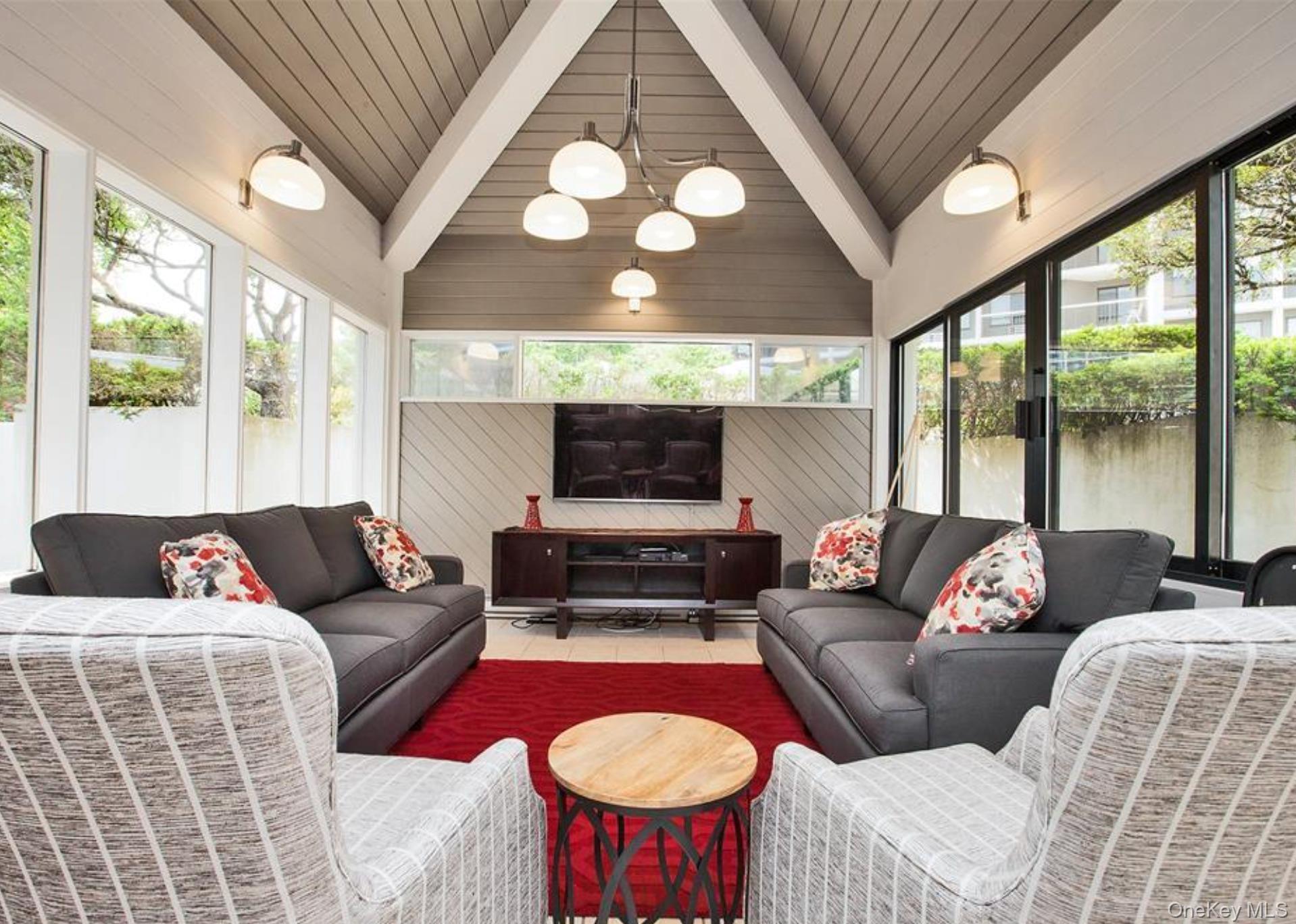 500 High Point Drive # 412, Hartsdale, NY 10530