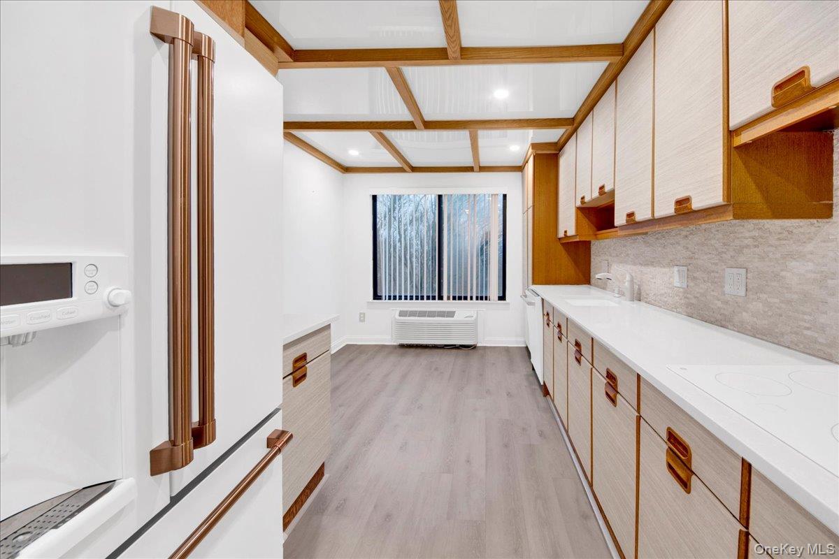 500 High Point Drive # 412, Hartsdale, NY 10530