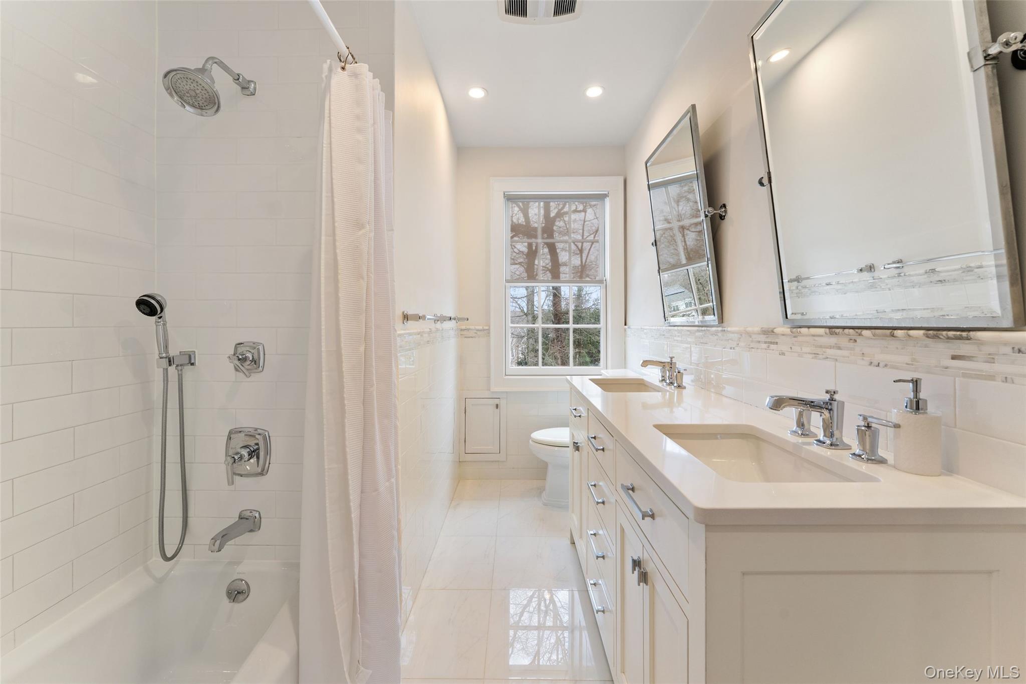 326 Heathcote Road, Scarsdale, NY 10583