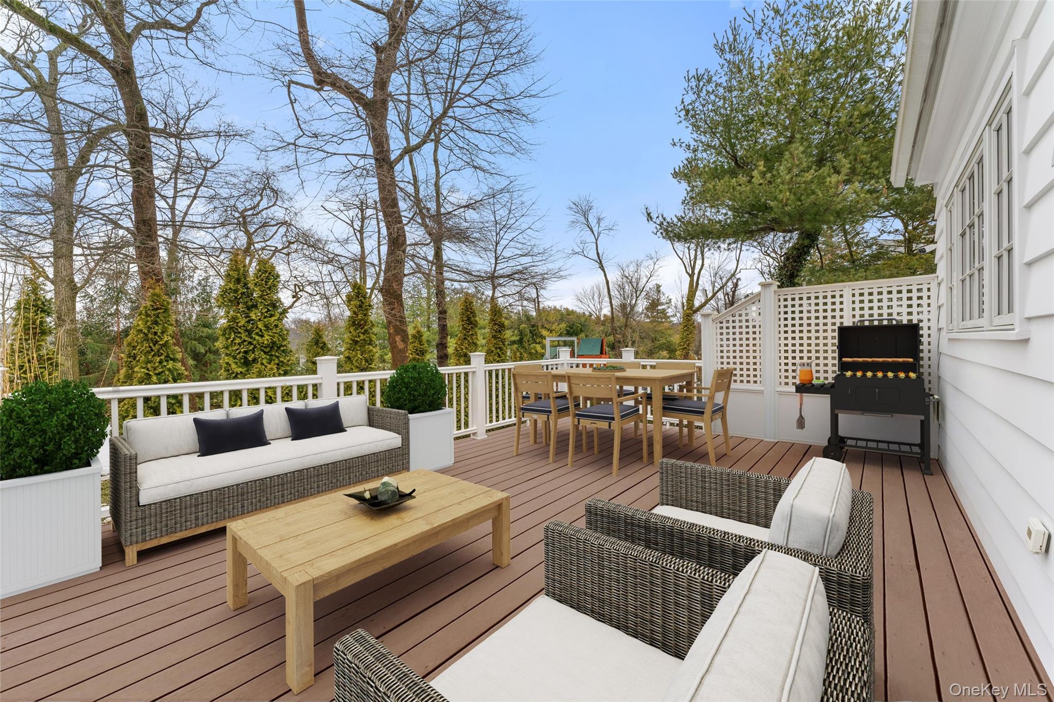 326 Heathcote Road, Scarsdale, NY 10583