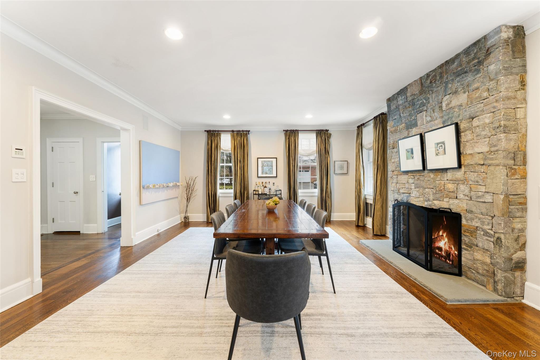 326 Heathcote Road, Scarsdale, NY 10583