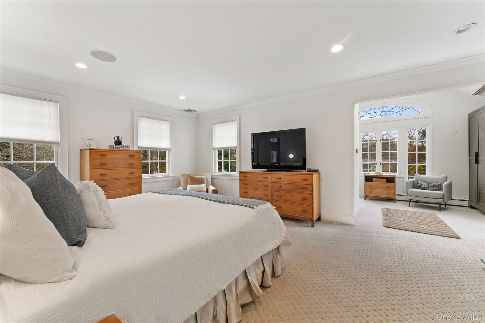 326 Heathcote Road, Scarsdale, NY 10583