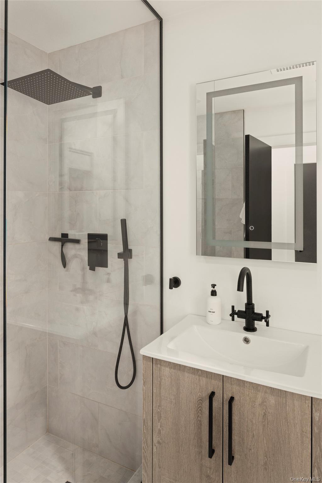 181 Lockwood Road, Claverack, NY 12521