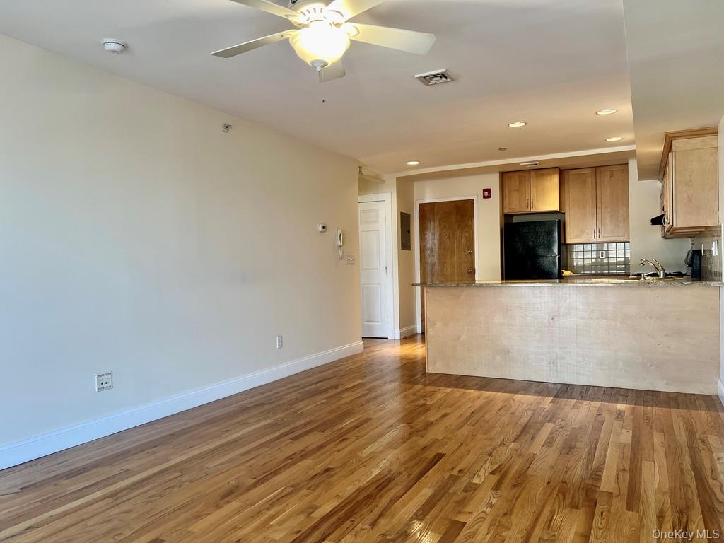 2 E Main Street # 7, Oyster Bay, NY 11771