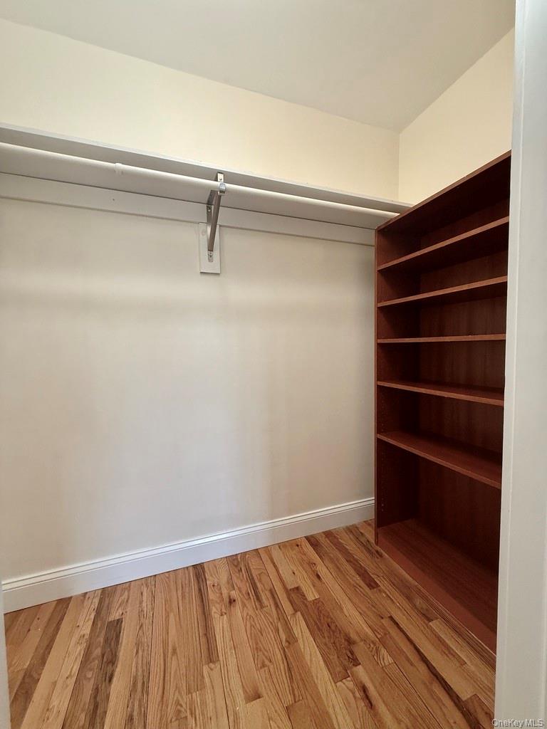 2 E Main Street # 7, Oyster Bay, NY 11771