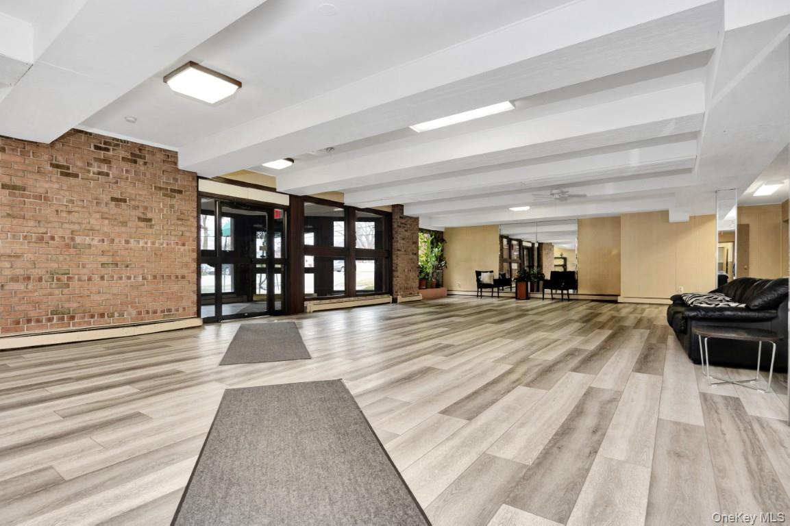 570 Broadway # B23, Lynbrook, NY 11563