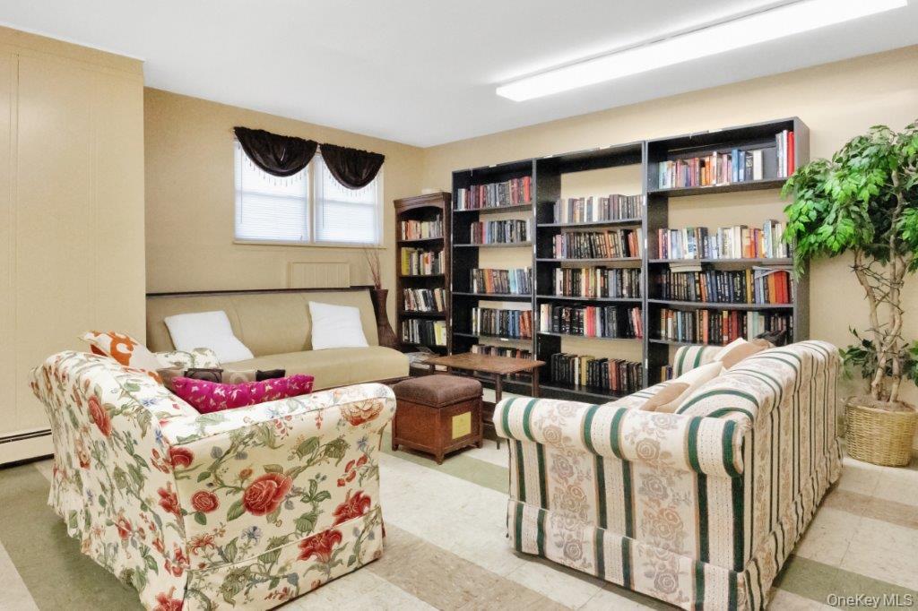 570 Broadway # B23, Lynbrook, NY 11563