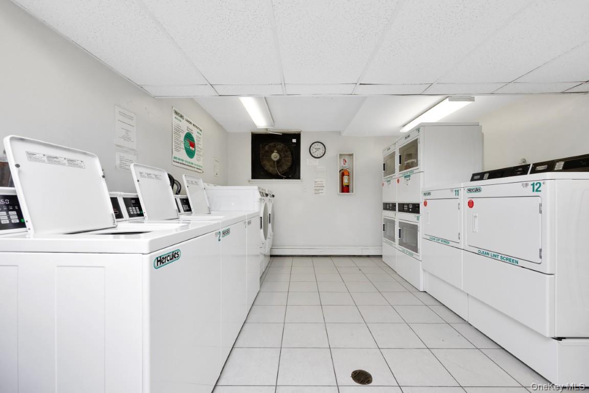 570 Broadway # B23, Lynbrook, NY 11563