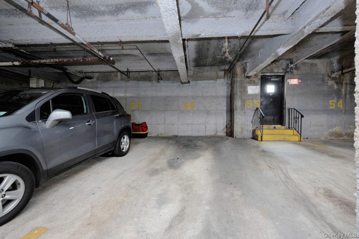 570 Broadway # B23, Lynbrook, NY 11563