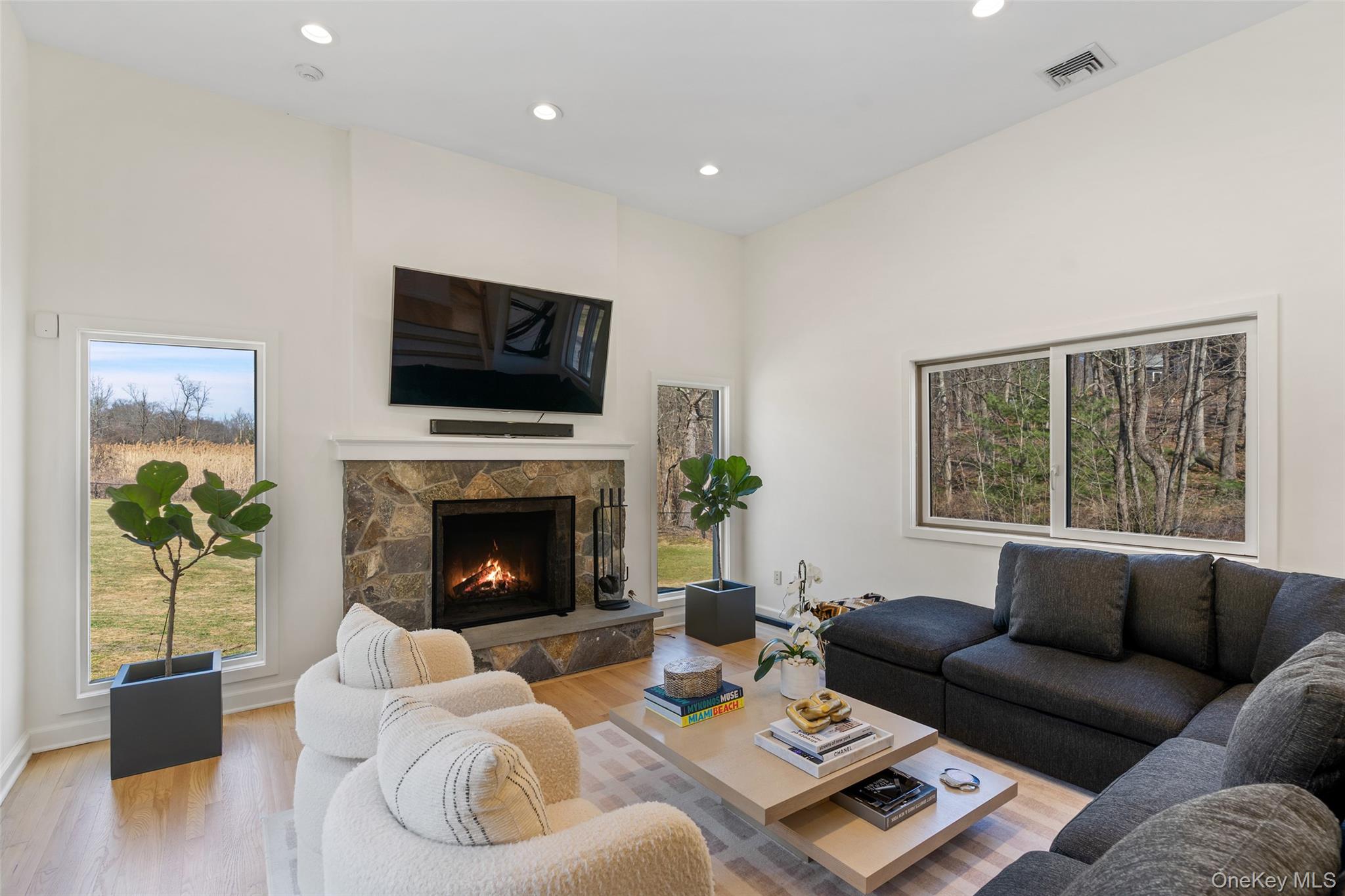 15 Haights Cross Road, Chappaqua, NY 10514