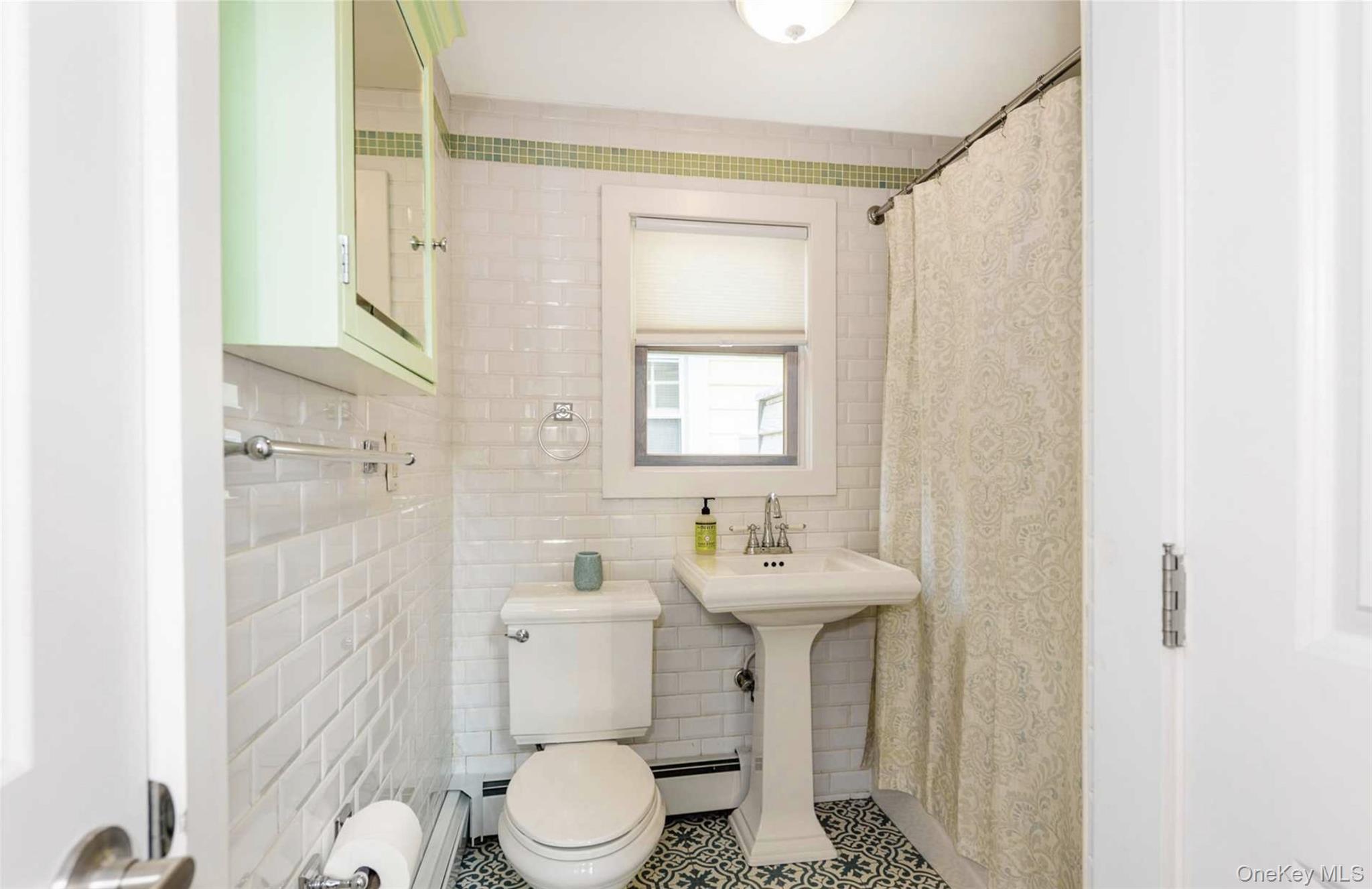 96 Coronado Street, Atlantic Beach, NY 11509