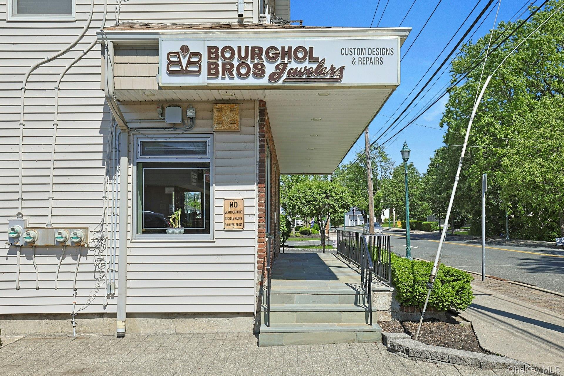 962 S Route 9W # 103, Congers, NY 10920