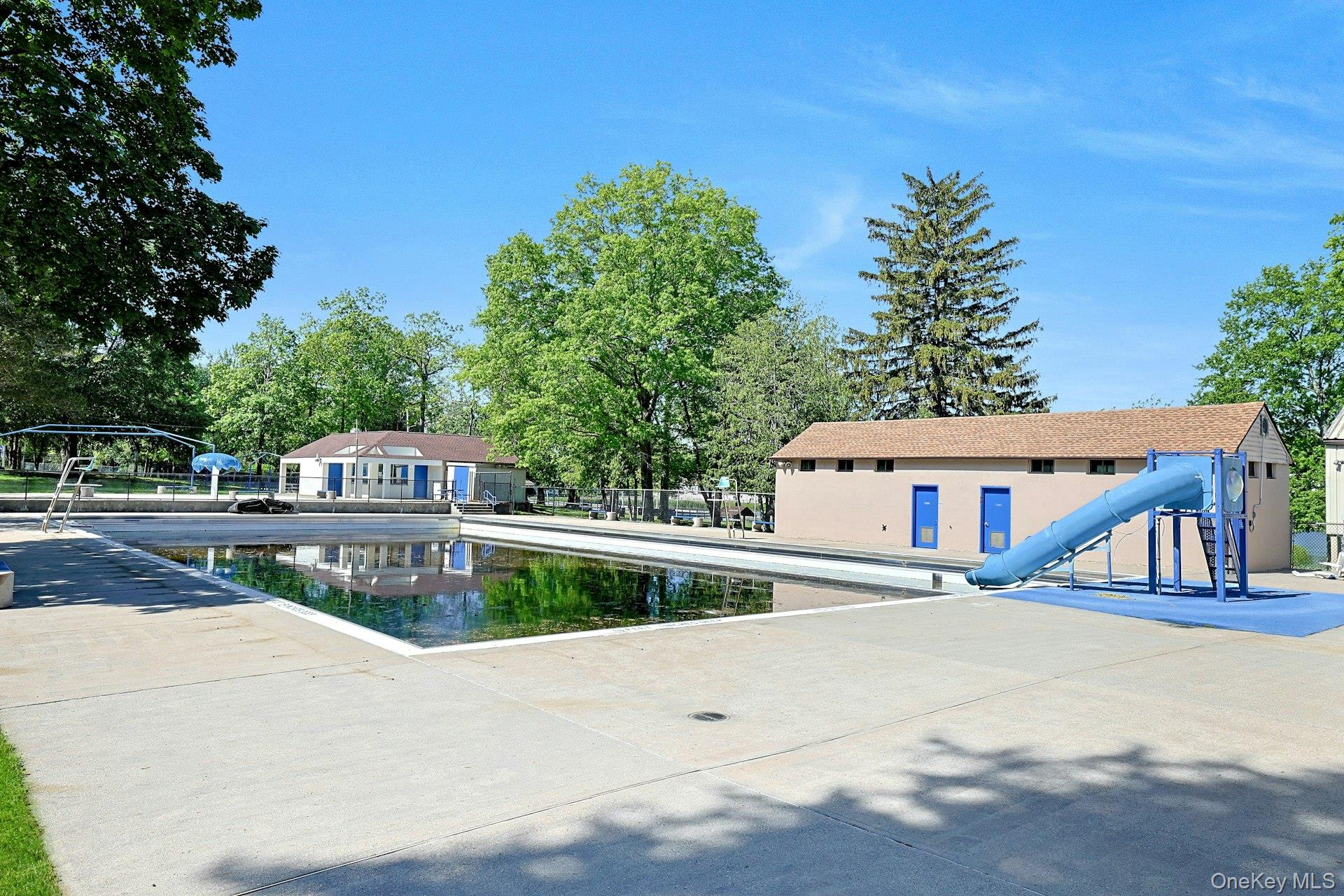 962 S Route 9W # 103, Congers, NY 10920