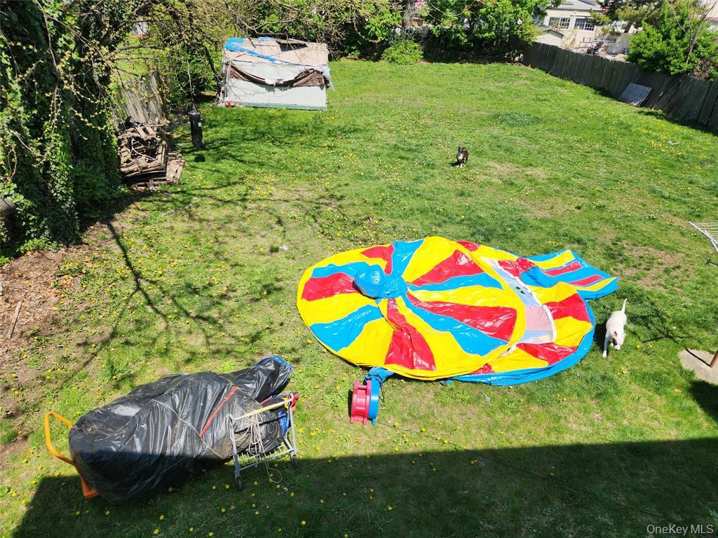 35 Mulford Place, Hempstead, NY 11550