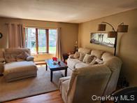 35 Mulford Place, Hempstead, NY 11550