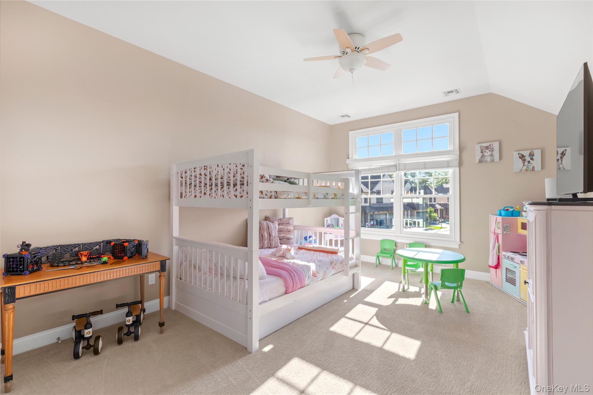 89 Jims Trail, Bayport, NY 11705