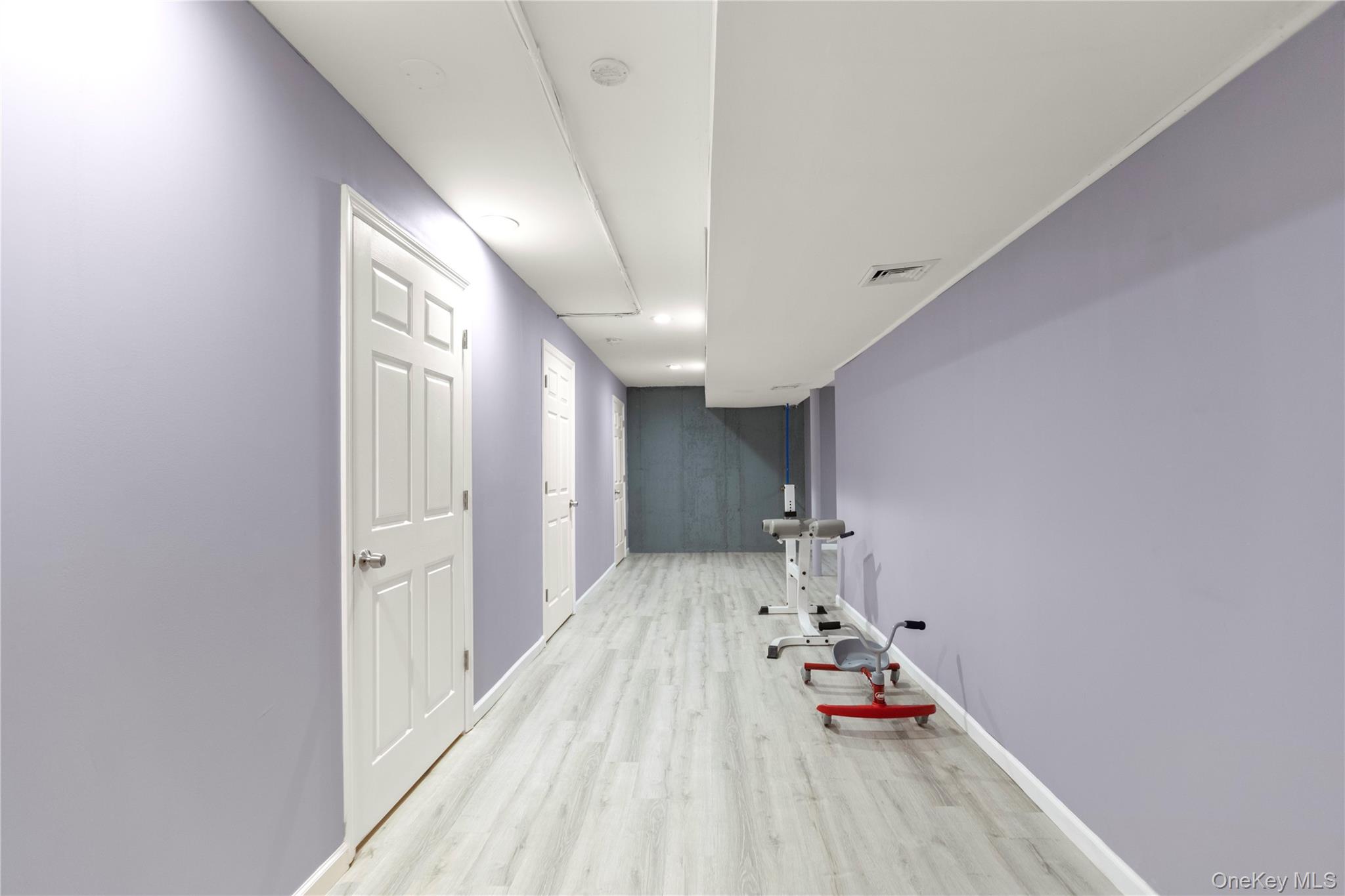 89 Jims Trail, Bayport, NY 11705