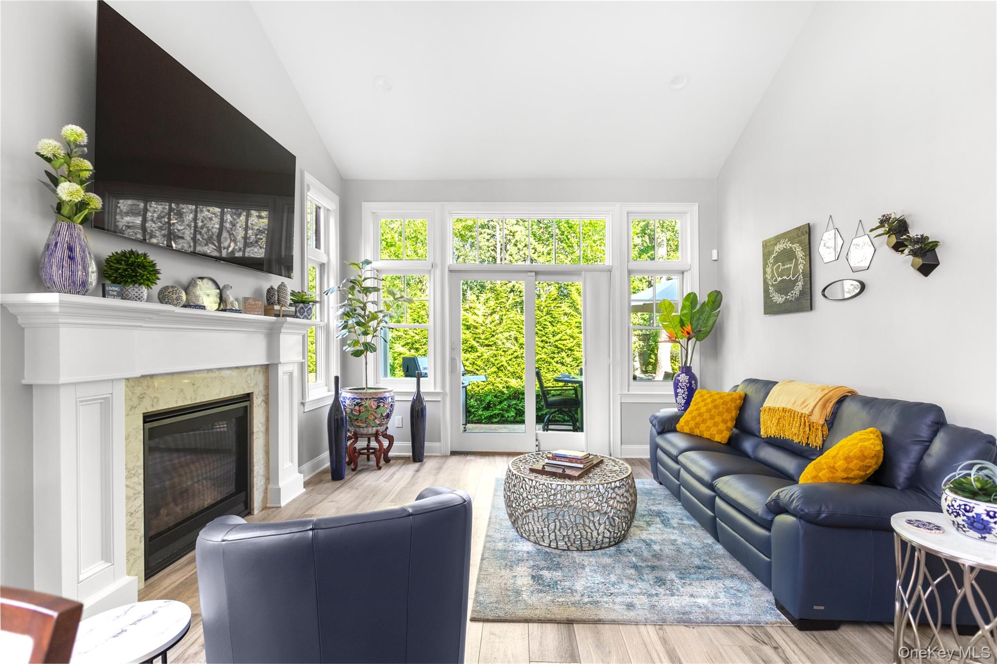 89 Jims Trail, Bayport, NY 11705