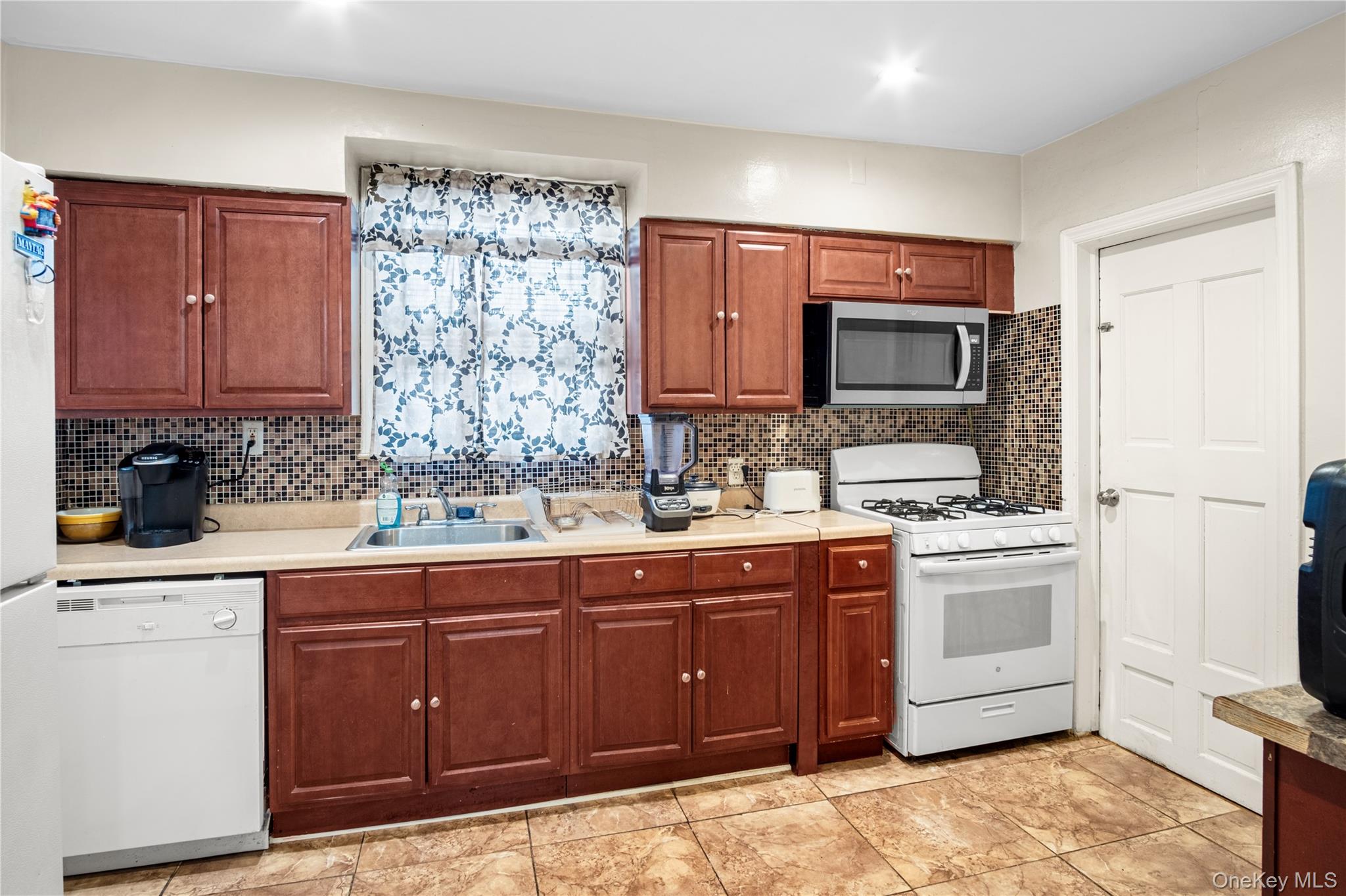 16 Hendrickson Avenue, Hempstead, NY 11550