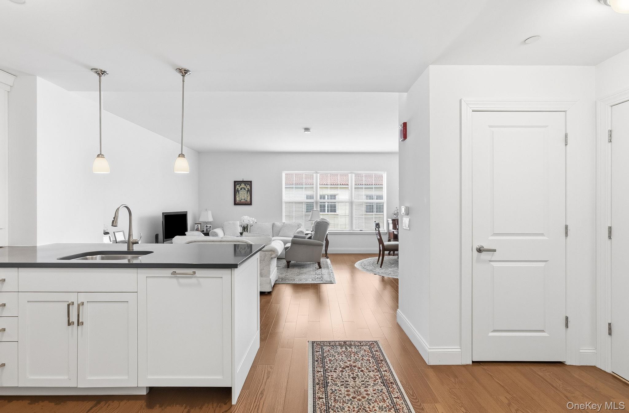 10 Byron Place # 804, Larchmont, NY 10538