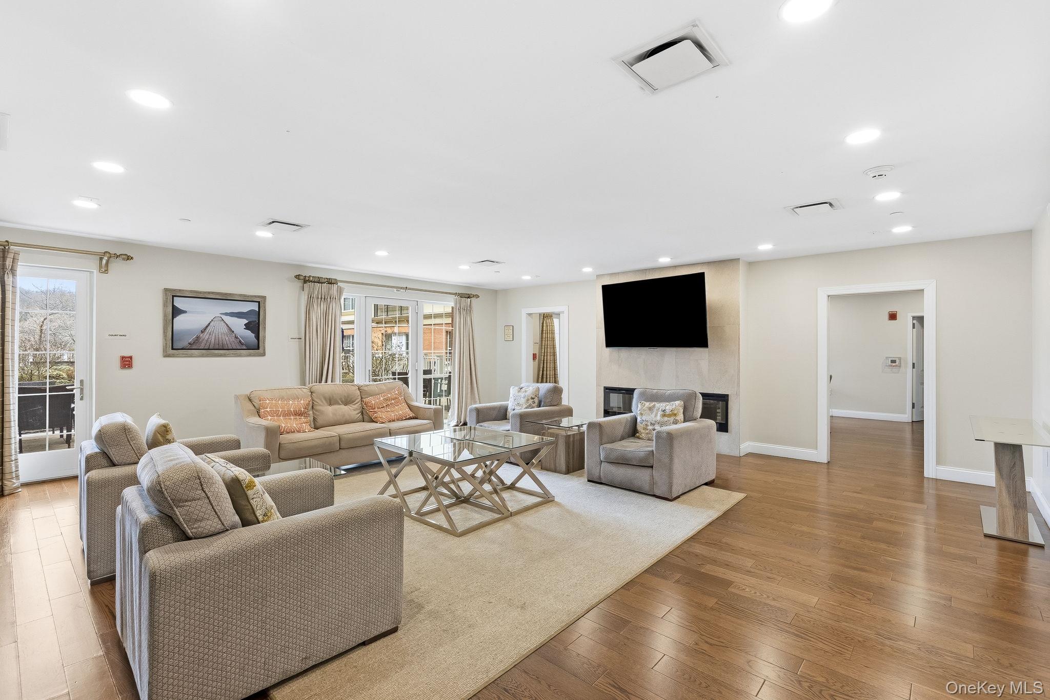 10 Byron Place # 804, Larchmont, NY 10538