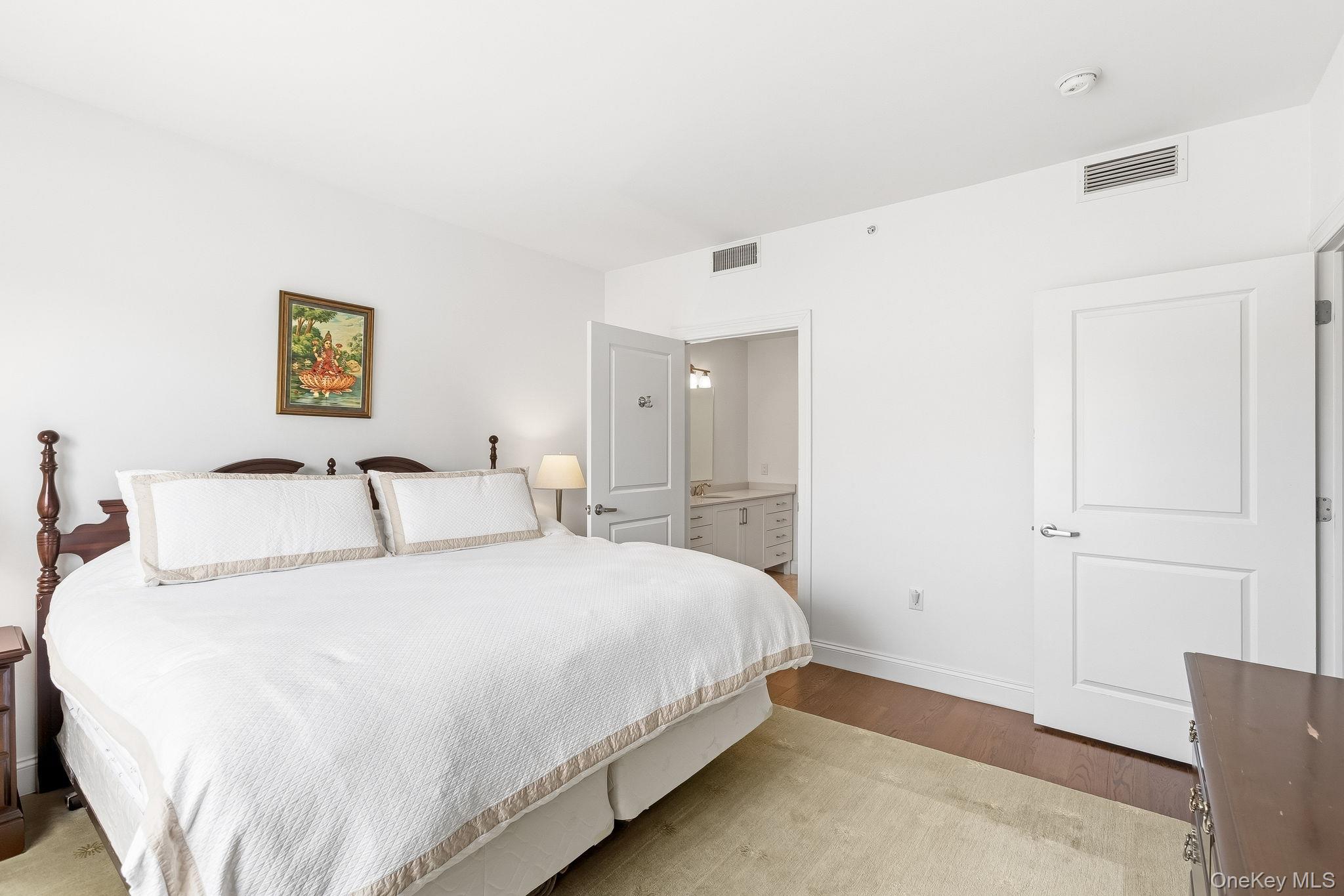 10 Byron Place # 804, Larchmont, NY 10538