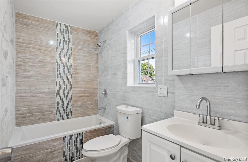 19168 115th Road, Saint Albans, NY 11412