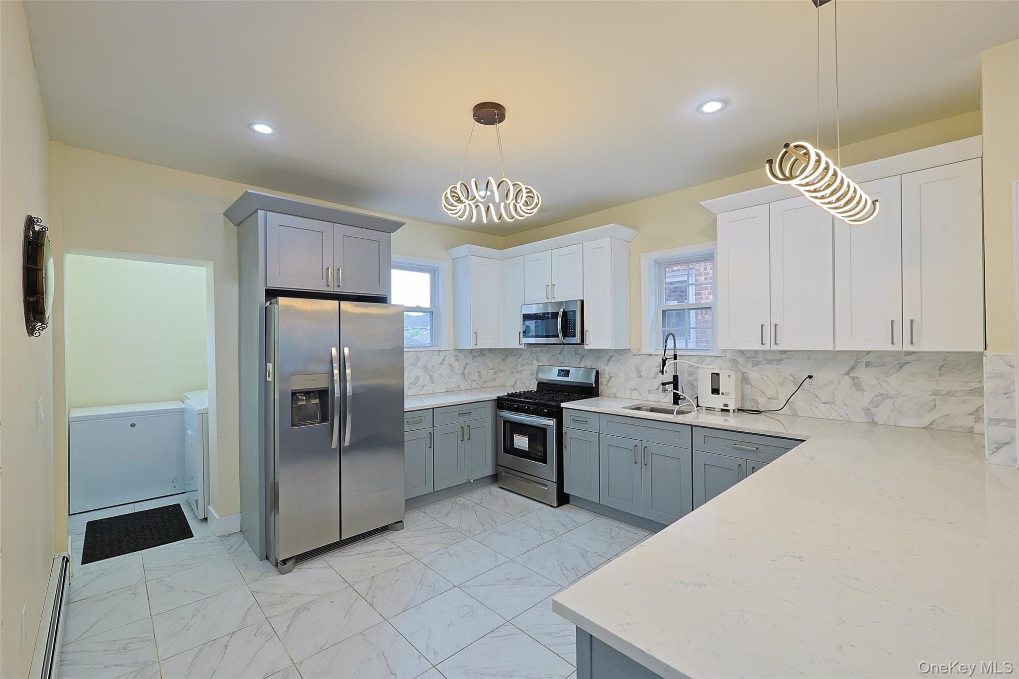 19168 115th Road, Saint Albans, NY 11412