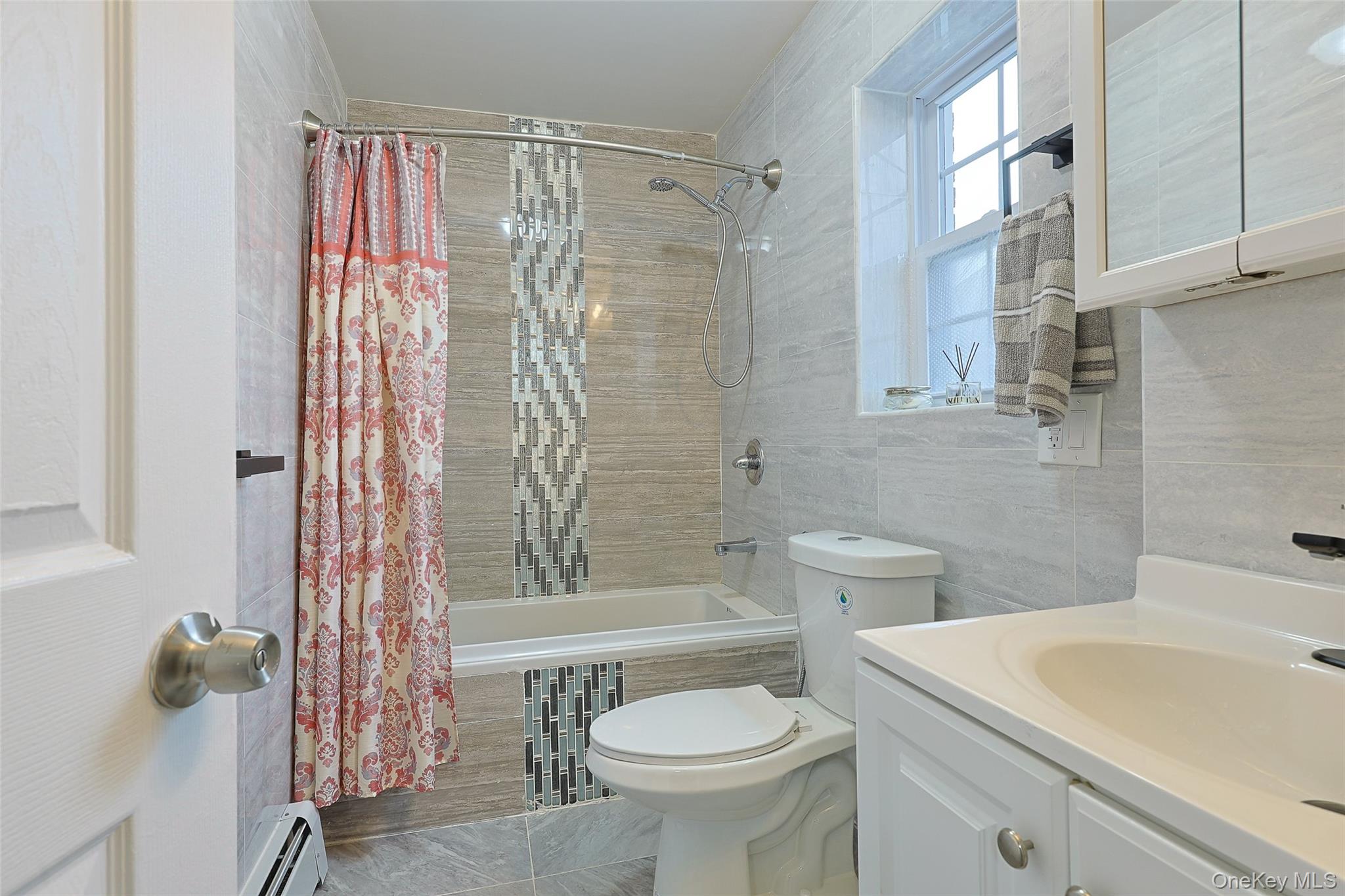 19168 115th Road, Saint Albans, NY 11412