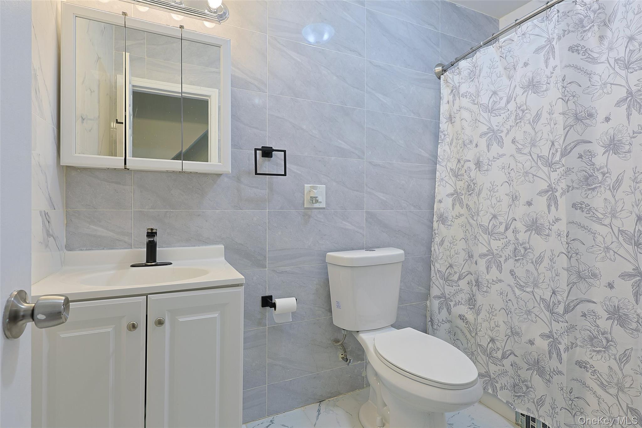 19168 115th Road, Saint Albans, NY 11412