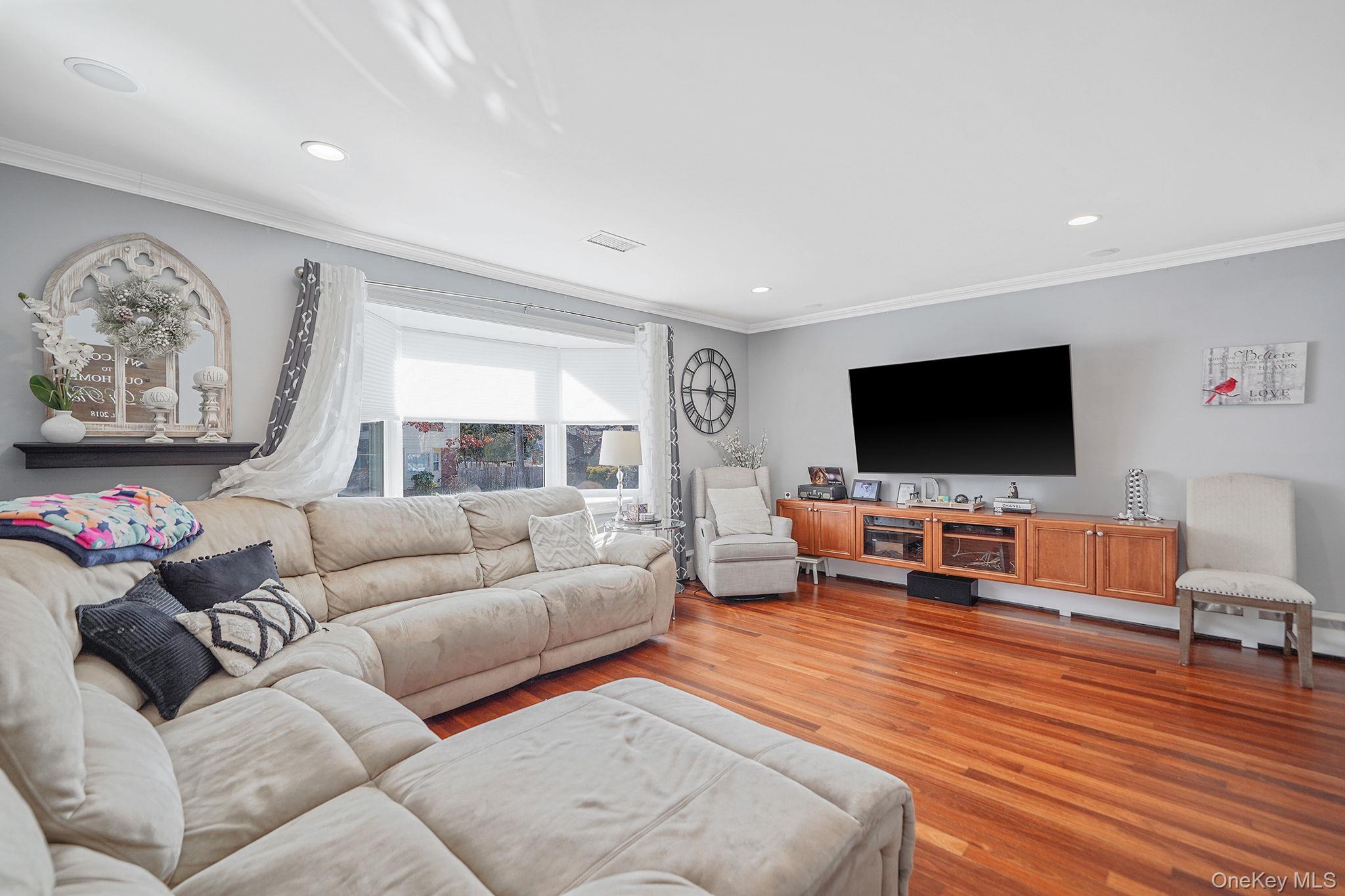 47 2nd Street, Ronkonkoma, NY 11779