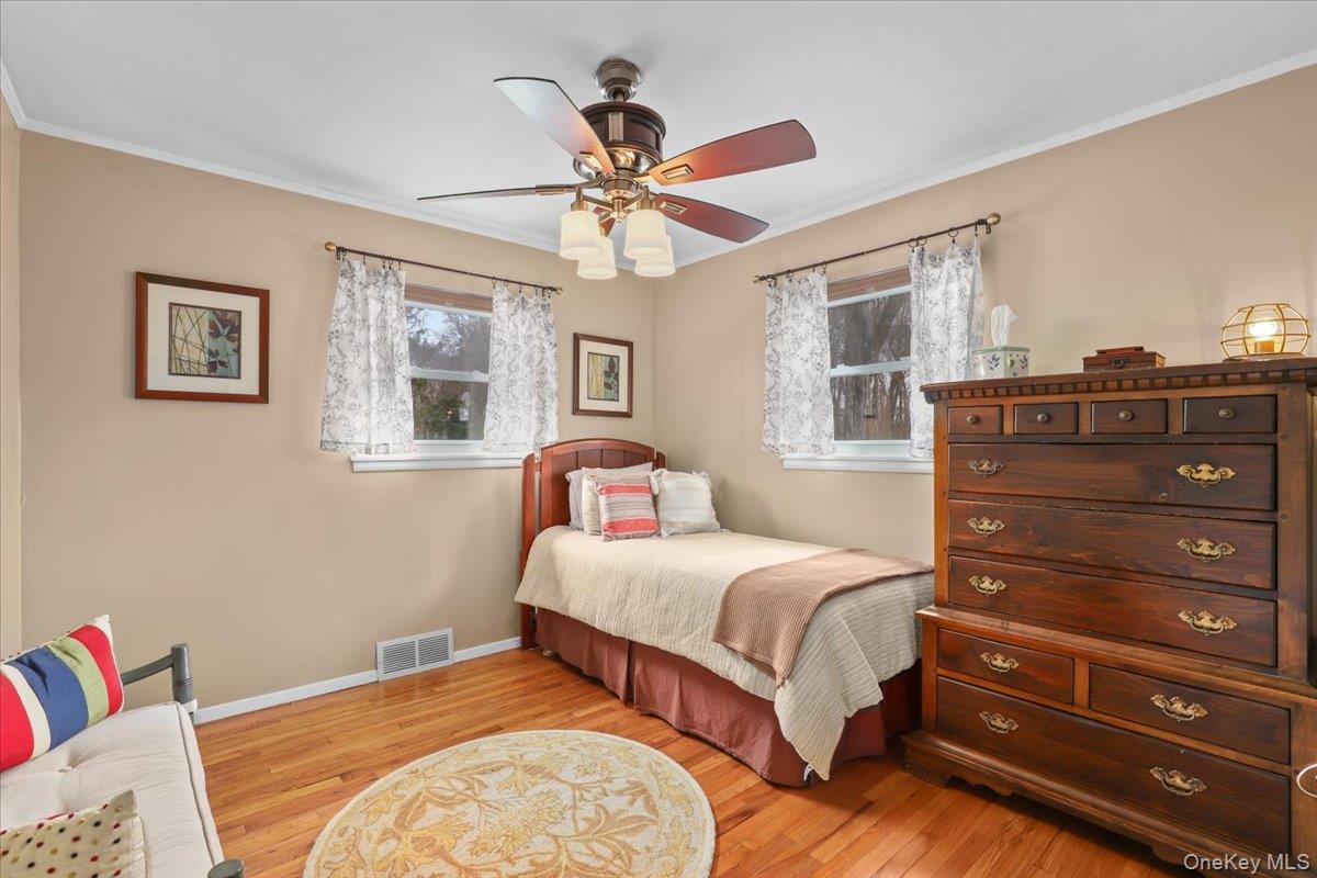 4 Ridgewood Terrace, Poughkeepsie, NY 12603