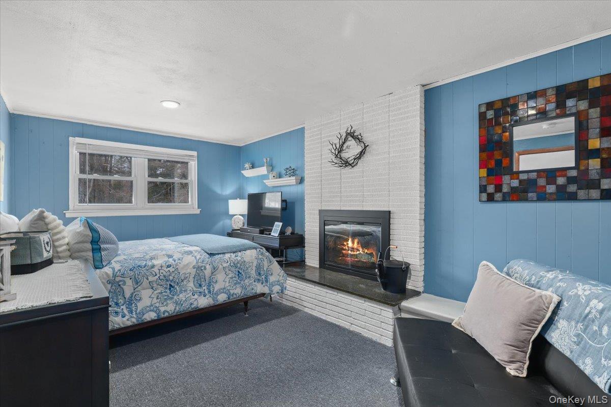 4 Ridgewood Terrace, Poughkeepsie, NY 12603