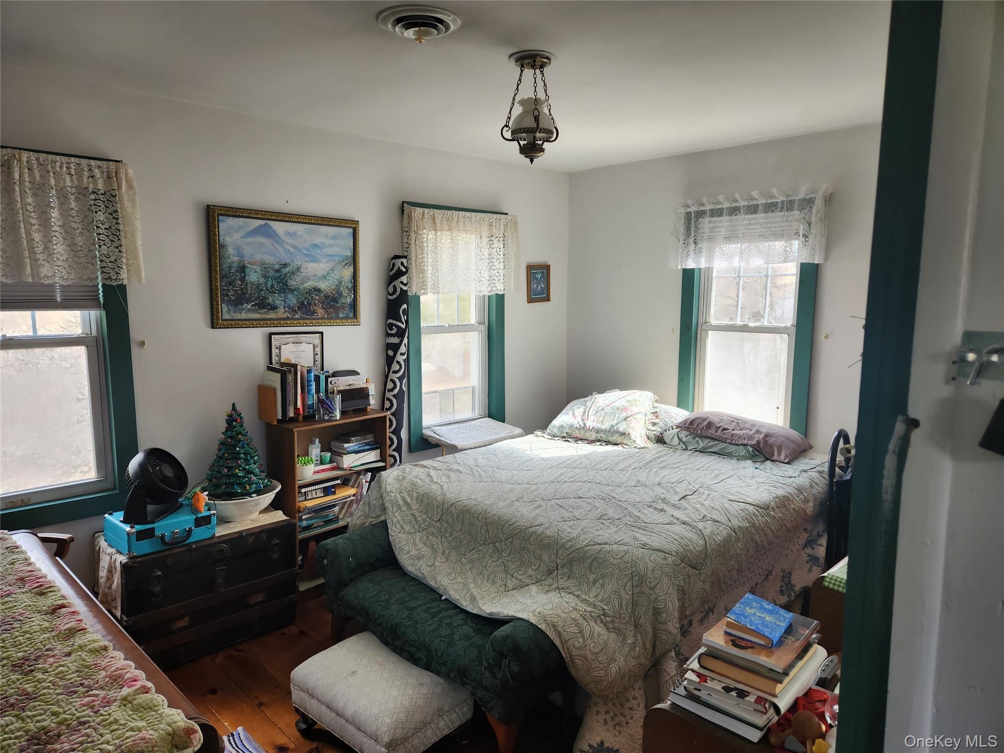 26 Bloody Hill Road, Craryville, NY 12521