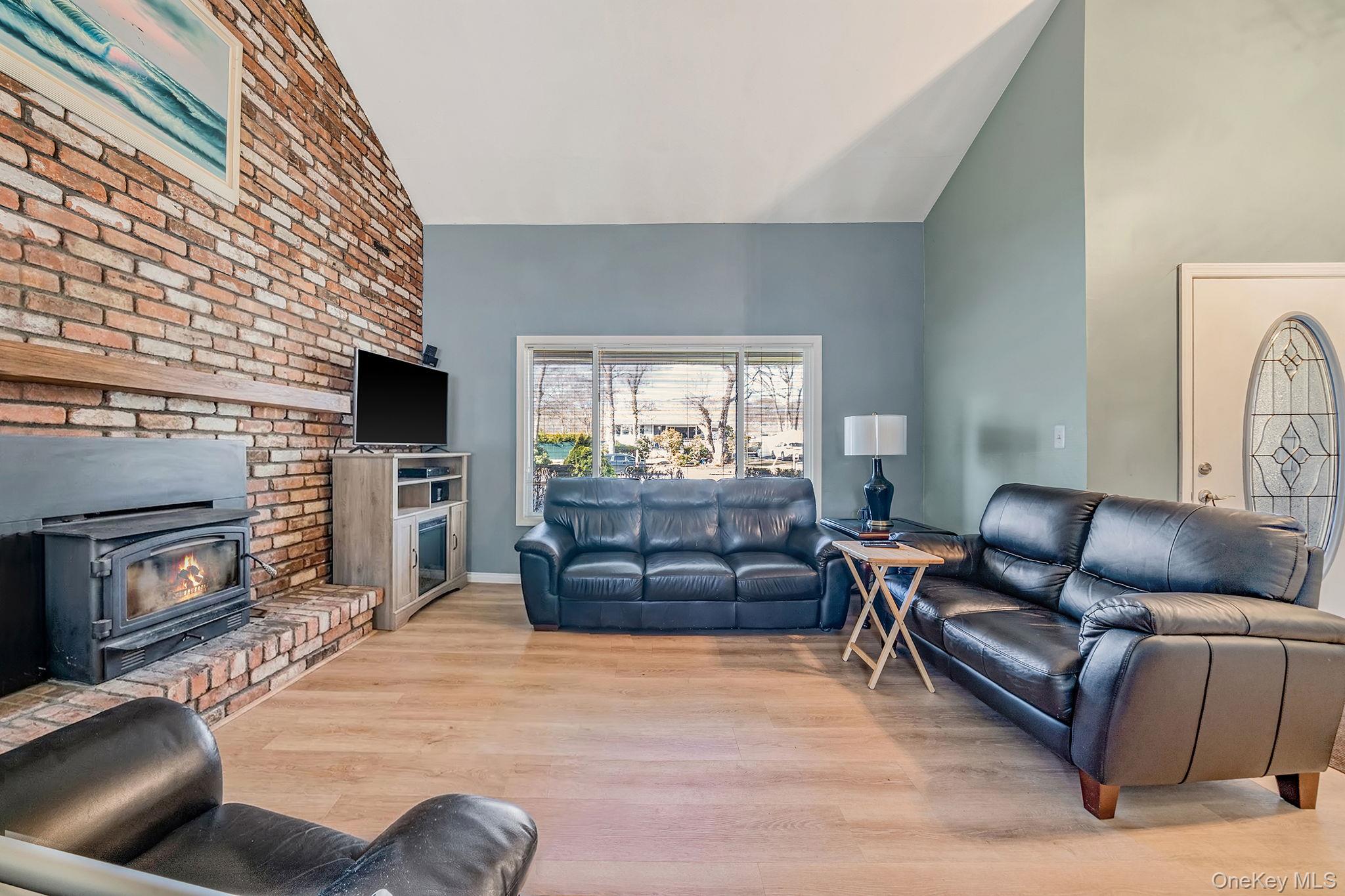 77 Propose Road, Shirley, NY 11967