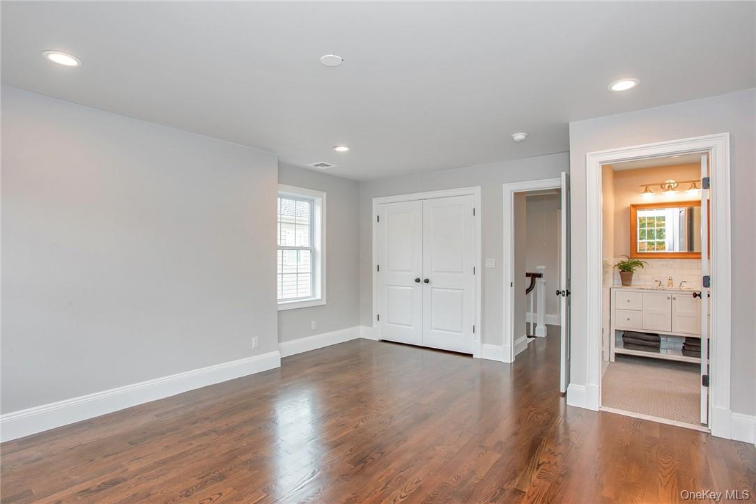 237 Tomahawk Street # 3, Baldwin Place, NY 10505